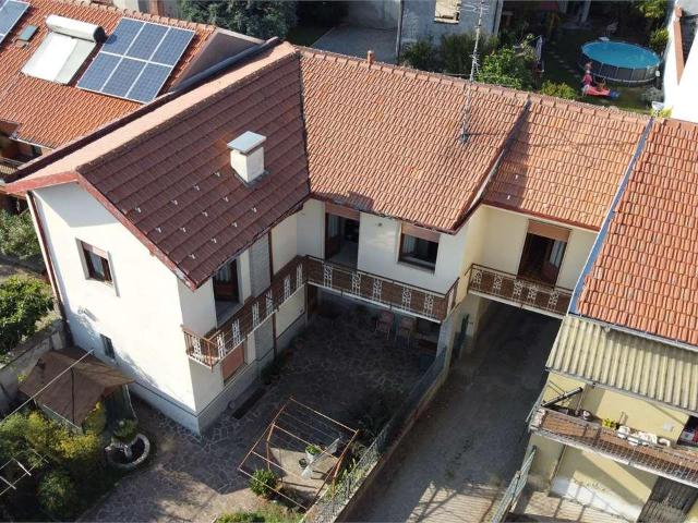 vendita Via Sicilia quadrilocale 220mq