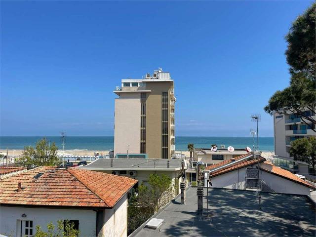 vendita viale petrarca 7 vani 180mq