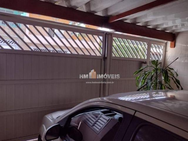 Vendo 2 casas no mesmo terreno de 2 dormitórios cada, ótimo pra renda!