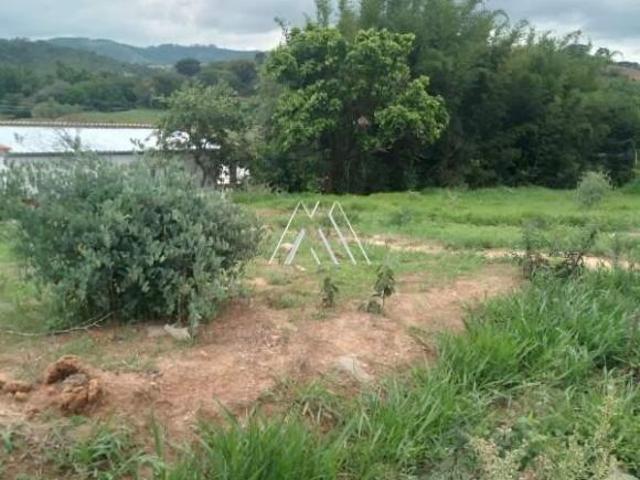 Vendo terreno comercial no centro de Itaguara!