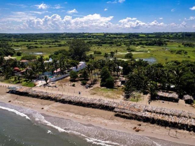VENDO TERRENO EN MATA DE UVA CON 29 M DE PLAYA