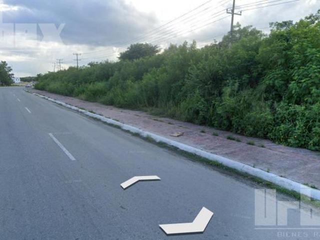 VENDO TERRENO EN ZONA INDUSTRIAL EN LA CIUDAD DE SAN FRANCISCO DE CAMPECHE