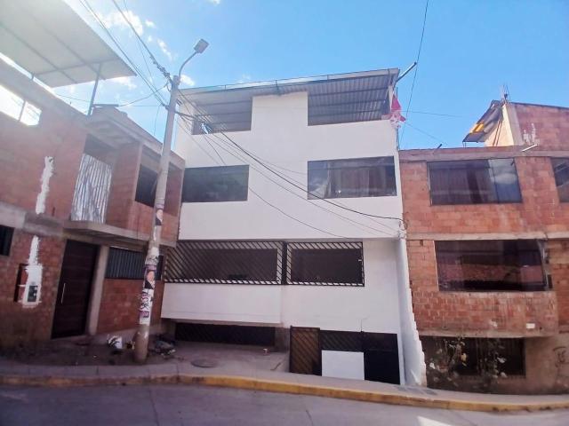VENDO UN MINIDEPARTAMENTO ALTURA HORACIO ZEVALLOS