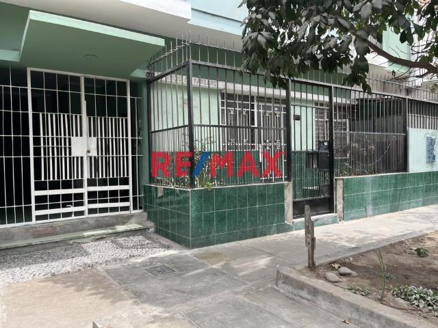 Vendo Amplio Departamento Primer Piso Rimac