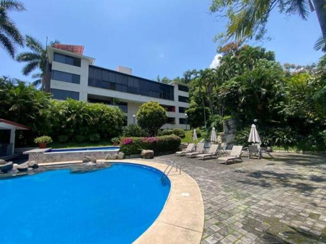 VENDO AMPLIO DEPTO. EN CUERNAVACA, UBICADO, SEGURIDAD TOTAL, MULTIPLES AMENIDADES, AREAS COMUNES