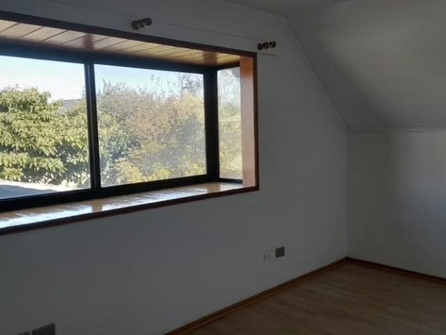 Vendo amplia casa con 800 m2 terreno sector krahmer | 5 dormitorios por 12198.00 en Valdivia