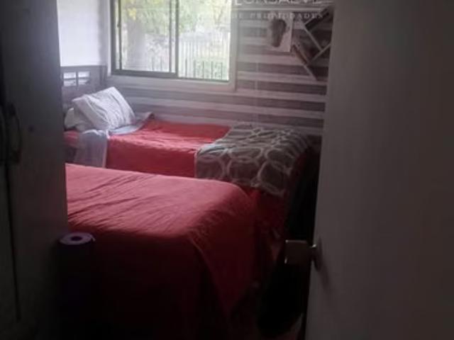 Vendo Amplia Casa en Barrio El Bosque 1650 | dormitorios por 235000. 00 en Valdivia