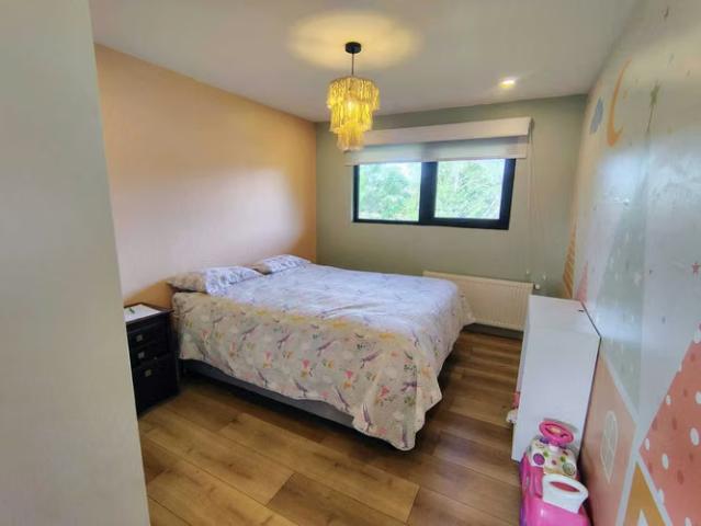 Vendo Amplia Casa en Condominio Miraflores 1836 | dormitorios por 13100.00 en Valdivia