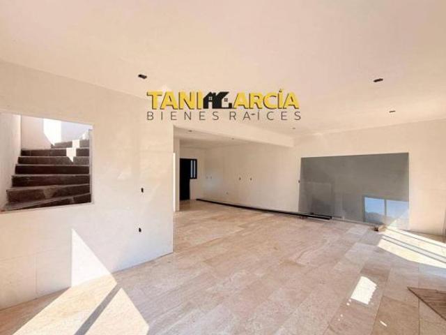 Vendo Amplia Casa en Preventa! Lista en 3 semanas! Fortín, Zona Mata Larga