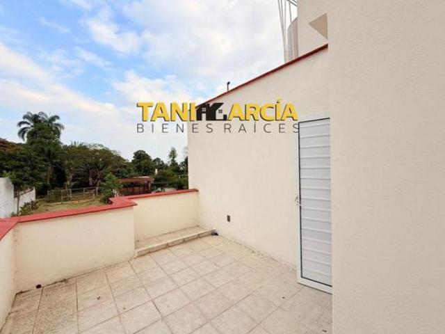 Vendo Amplia Casa en Privada en Fortín!