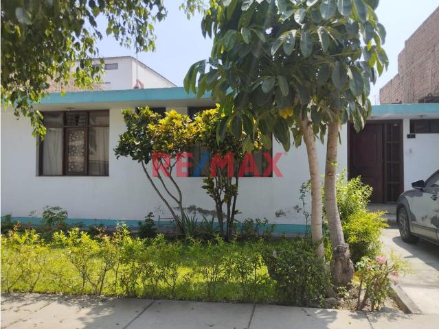 Vendo Amplia Casa En San Borja