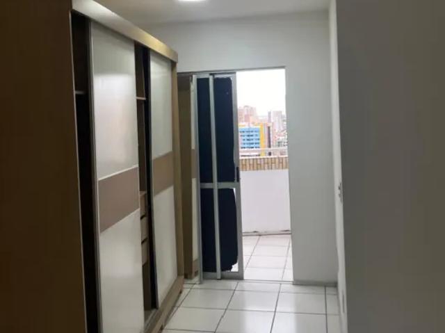 Vendo amplo apartamento 96² 03 quartos no Renascença São Luís MA