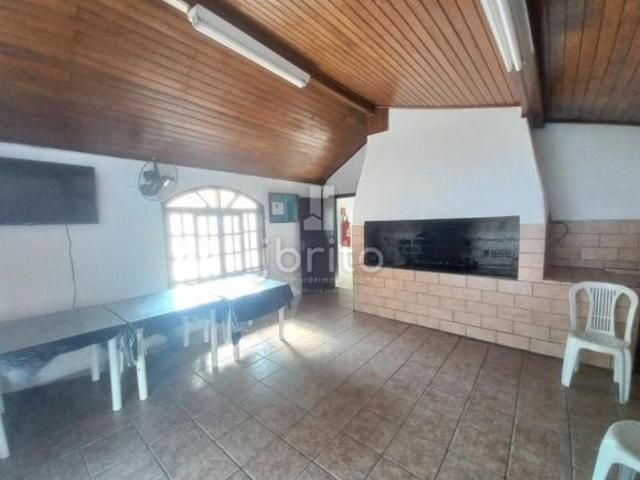 Vendo Apartamento 2quartos 46m2 1 vaga de garagem descoberta, Uberaba Curitiba