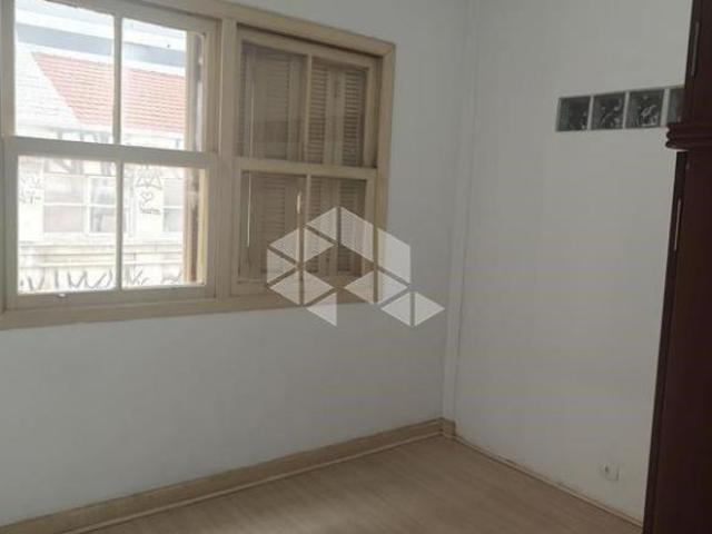Vendo Apartamento Amplo e Arejado no Arouche