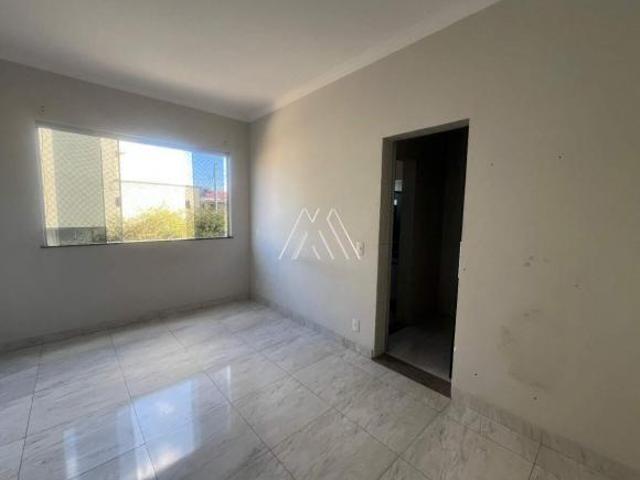 Vendo Apartamento com 03 quartos e 01 Suíte, 02 Vagas Itaúna/Mg!