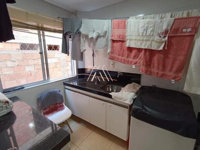Vendo apartamento com 03 quartos no Belvedere Itaúna/Mg!