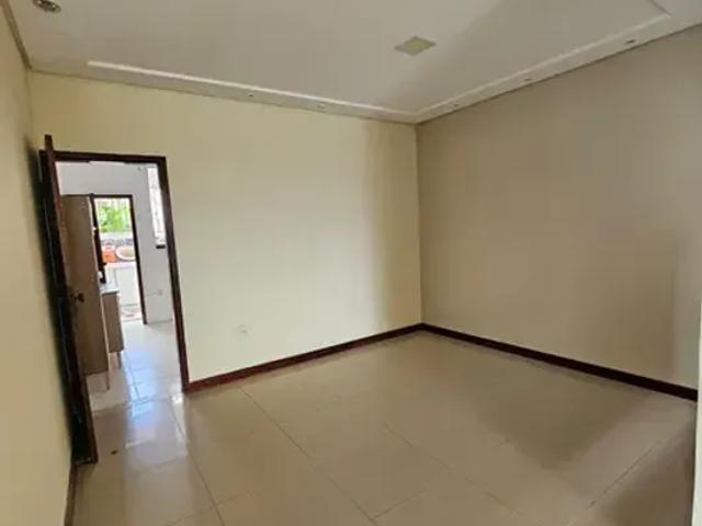 Vendo apartamento de 3 quartos e grande terraço