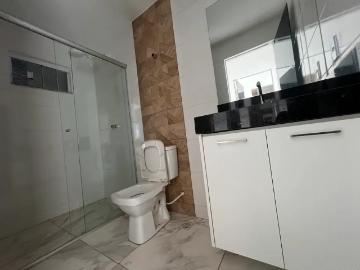 Vendo apartamento em Vicente Pires rua 04 —3 quartos 1 suíte| 2 varandas| 1 vaga de garagem