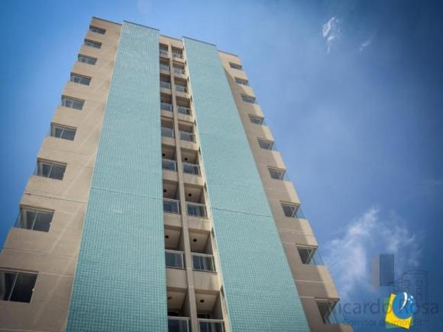 Vendo apartamento mobiliado e decorado no edifício América, área central da cidade