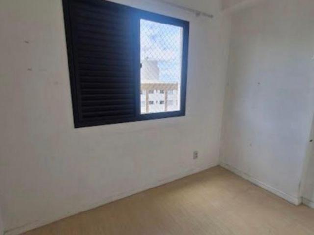 Vendo apartamento na Vila Gomes