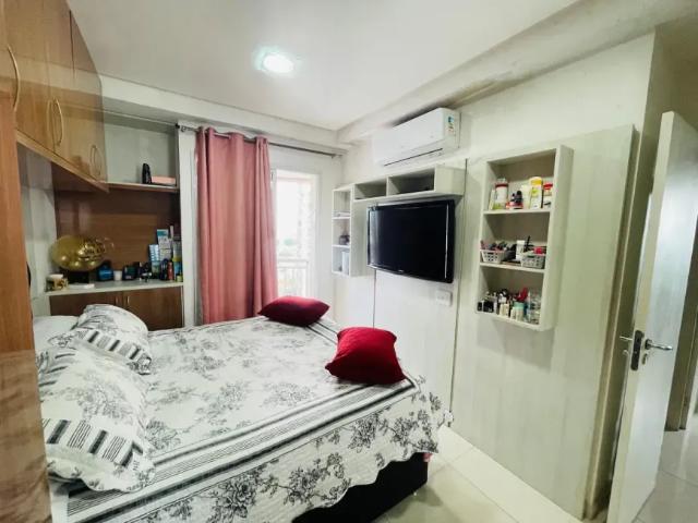 Vendo Apartamento no Condomínio Living Comfort/ Com Vista Para o Rio Negro/ Aceita Financiamento