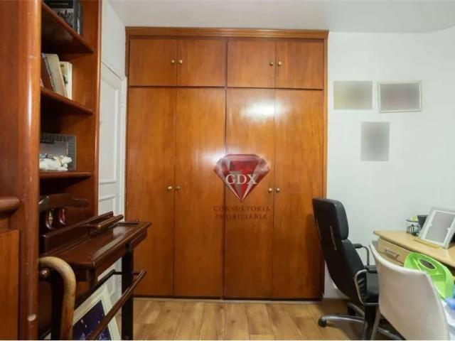 Vendo apartamento primeiro andar Pacaembu