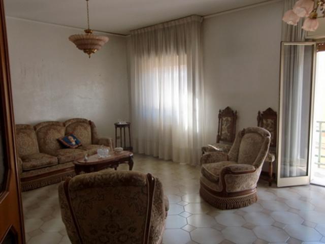 Appartamento in vendita in via curtatone, Vittoria