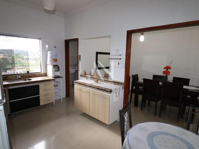 VENDO APTO COM COBERTURA – 4 QUARTOS NA SANTA MATILDE!