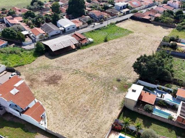VENDO ÁREA COMERCIAL / RESIDENCIAL COM 4.776 m² – EXCELENTE POTENCIAL DE INVESTIMENTO – PIRASSUNUNGA