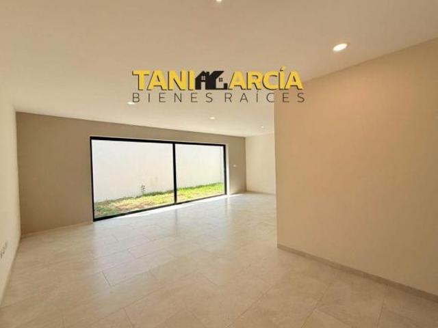 Vendo Bella Casa Nueva en Fraccionamiento Privado en Córdoba con estilo moderno