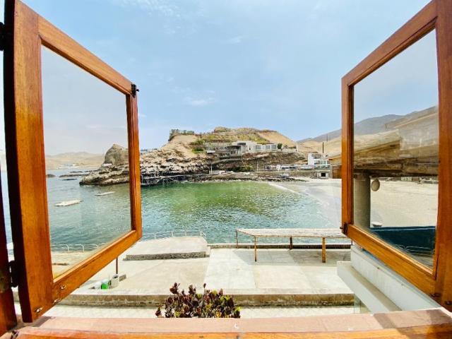 Vendo Bella Casa en Malecón La Quipa Km 56, N 12, Playa La Quipa, Pucusana
