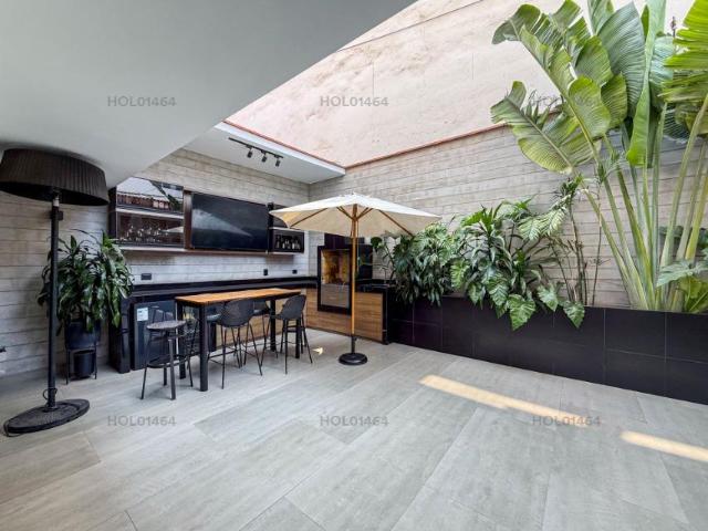 Vendo Bello Departamento Flat en Calle Montelimar N 1XX, Piso 1, Urb Chacarilla, Surco