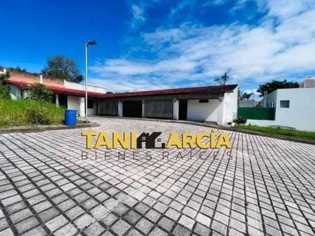 Vendo Bonita y cómoda casa en Fraccionamiento Privado con recámara en planta baja en Fortín