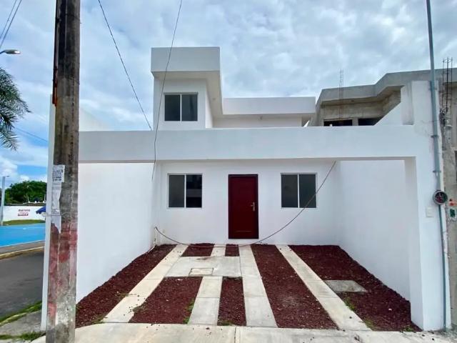 VENDO CASA NUEVA JUSTO AL LADO DE LA CARRANZA CERCA DE CENTROS COMERCIALES, PLAYAS Y LAS PRINCIPALES