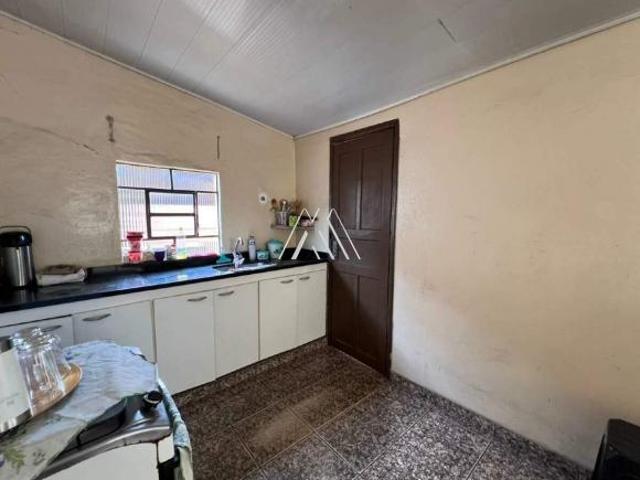Vendo casa no bairro das Graças com cômodos amplos!