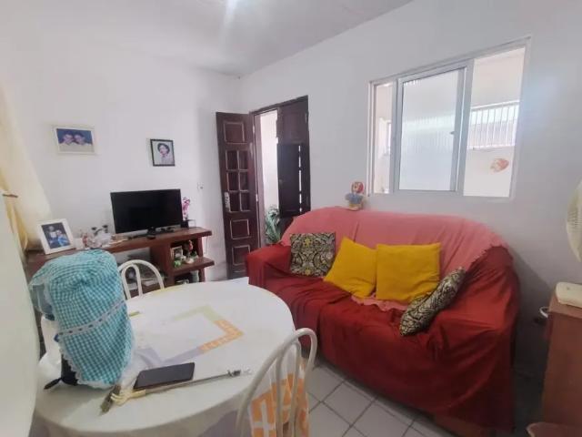 Casa com 2 quartos + kitnet – caçote valor: r$ 150.000,00