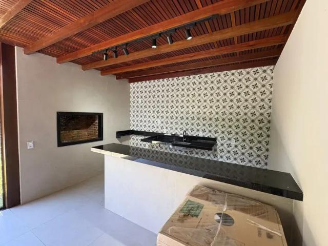 Vendo casa no condomínio Parque das Hortências