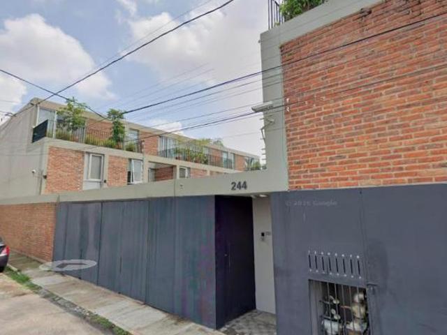 VENDO CASA A KTAD DE PRECIO A 15 MIN DE PLAZA PATRIA EN ZAPOPAN