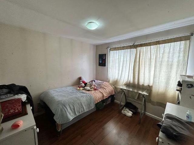 Vendo casa + cabañas idea para inversión, excelete ubicación. 9 dormitorios por 260000. 00 en Valdivia