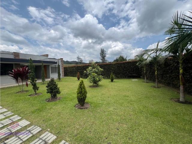 Vendo Casa Campestre via La Ceja