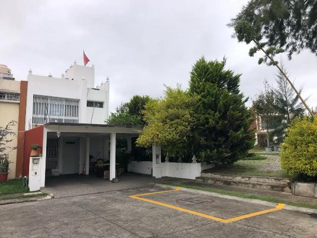 VENDO CASA CERCA DE ARAUCARIAS