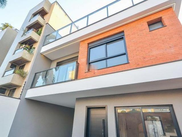 Vendo Casa com 195 m² e 3 quartos à venda em Vila Izabel