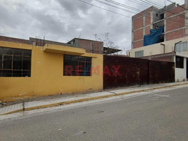 Vendo Casa Como Terreno En Esquina Doble Fachada Cerca A La Avenida 54