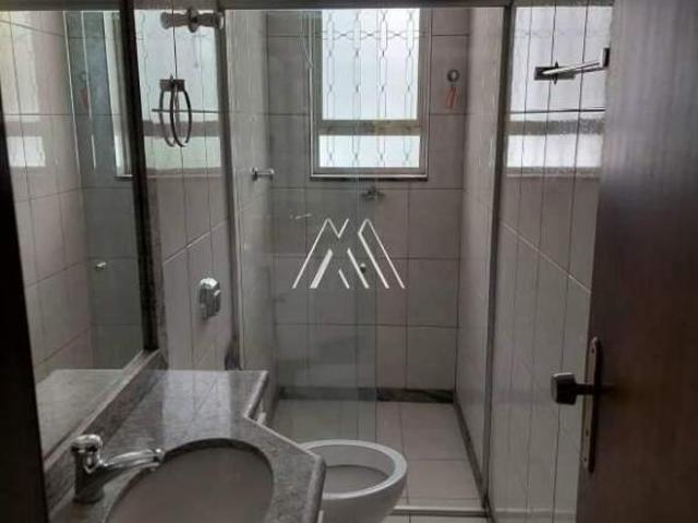 Vendo casa comercial em Itaúna em excelente localização no centro!