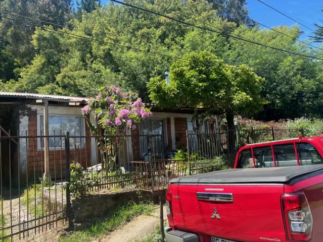 Vendo casa con terreno 588 mts. 2 para remodelar | 4 dormitorios por 92000. 00 en Chiguayante