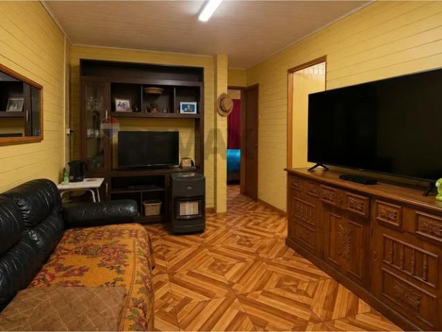 Vendo casa con local comercial los angeles | 4 dormitorios por 65000. 00 en Los Ángeles