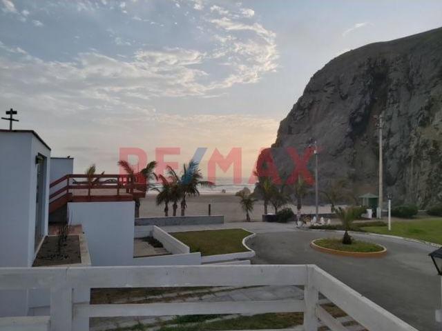 Vendo Casa De Playa Muy Cerca Al Mar En Las Totoritas Km85