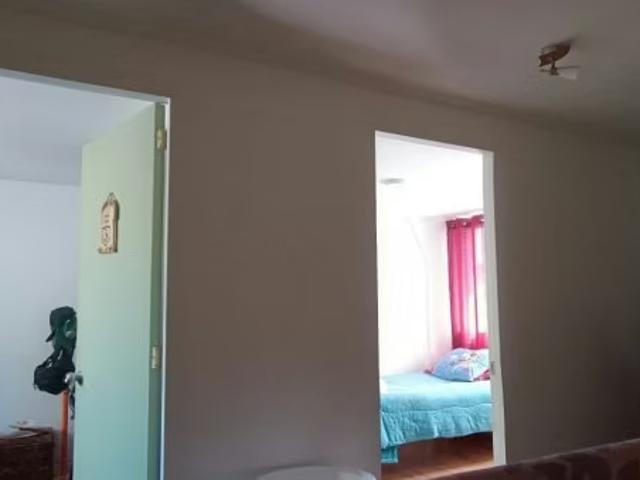 Vendo casa de tres pisos en Exequiel Fernandez, Macul | 5 dormitorios por 4850.00 en Macul