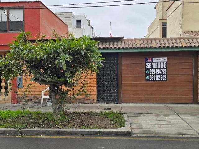 VENDO CASA DE UNA PLANTA DE 200 MT2 A US 350,000, CALLE ARTURO AGUILAR, SURCO