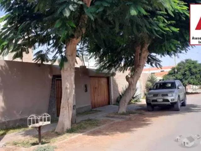 Vendo casa de 248 m² en Urb. Bancarios Chincha